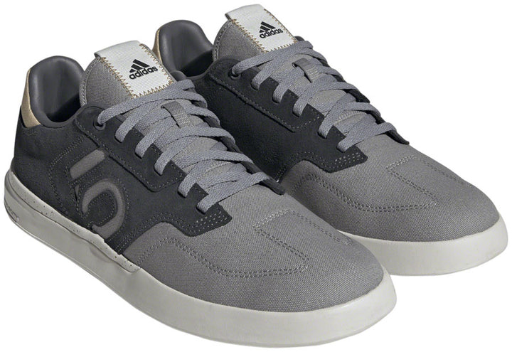 Zapatos planos Five Ten Sleuth para hombre, gris cinco/gris tres/bronce Strata 12