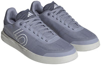 Zapatos planos de lona Five Ten Sleuth Deluxe para mujer, color violeta plateado/blanco/coral, talla 44.5