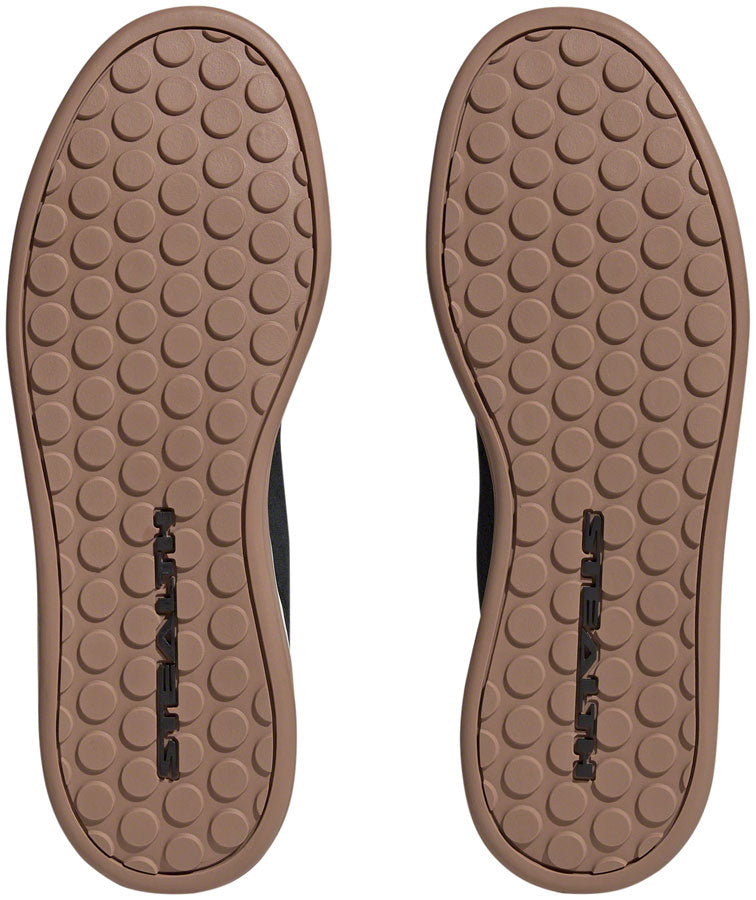 Zapatos planos Five Ten Sleuth para mujer, color negro/negro/goma, talla M2 8.5