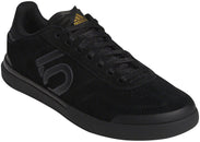 Zapatos planos Five Ten Sleuth DLX para mujer, color negro intenso, gris seis y dorado mate 7