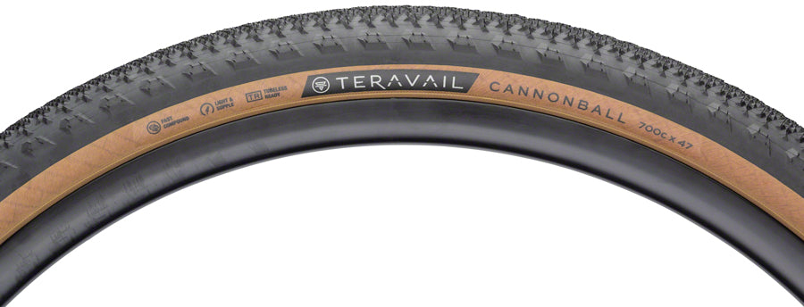 Neumático Teravail Cannonball - 700 x 47 Tubeless Plegable Color tostado Ligero y flexible