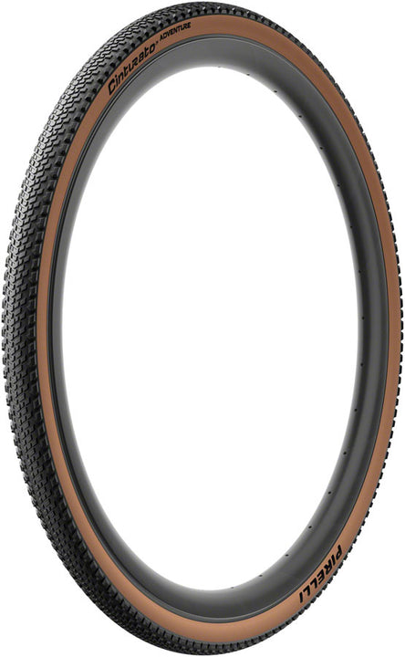 Neumático Pirelli Cinturato Adventure - 700 x 50 Tubeless Plegable Clásico Tan TechWALL+ Pro Gravel