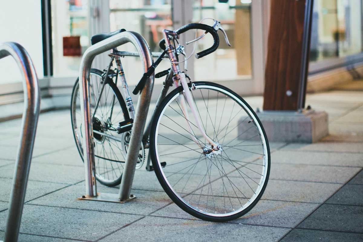 Bicicleta encerrada